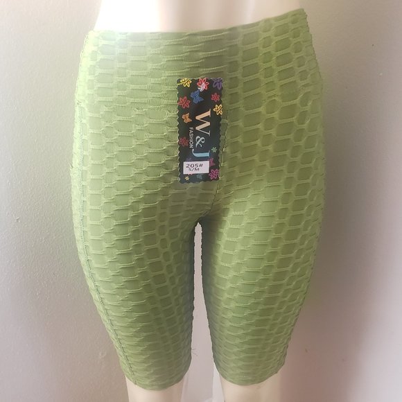 New Junior's Cute Green capri Tik tok leggings - Picture 1 of 2